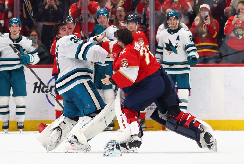 Goalie fight! Panthers, Sharks netminders square off